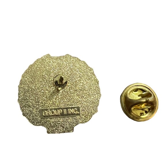 McDonalds Pin Winning Through Team Work Crew Member Lapel Vintage Pinback - Picture 4 of 5